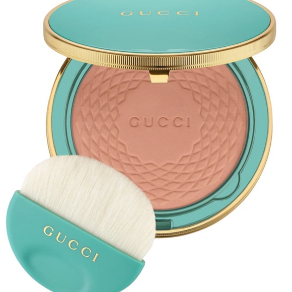 GucciSun-Kissed Glow Powder Bronzer in 01/fair